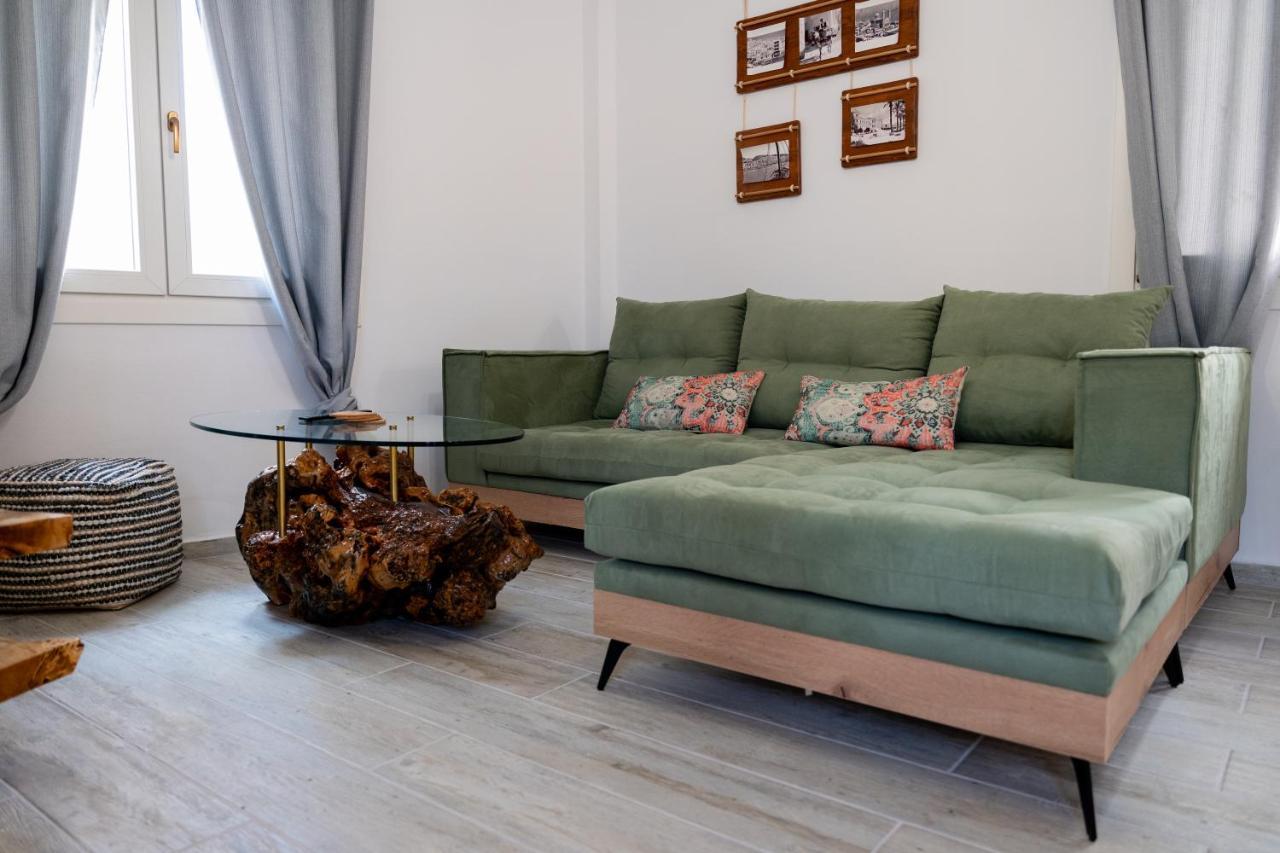 Ferienwohnung Onar Luxuries Ermoupoli Exterior foto